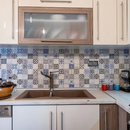 Art House Apartment *